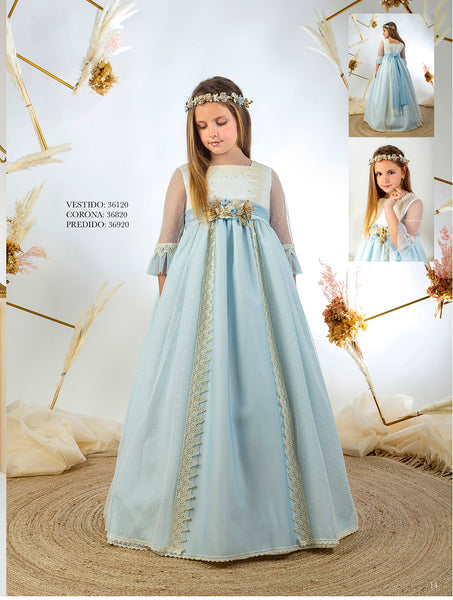vestido de comunión de manga francesa y talle alto, con falda de fondo azul